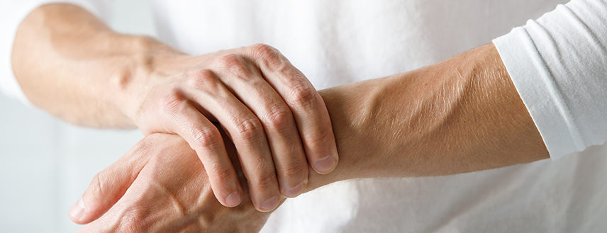 While medications may be necessary, there are some natural arthritis solutions you can try.