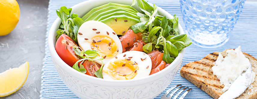 Here are some energizing summer breakfast ideas to kick-start your day.